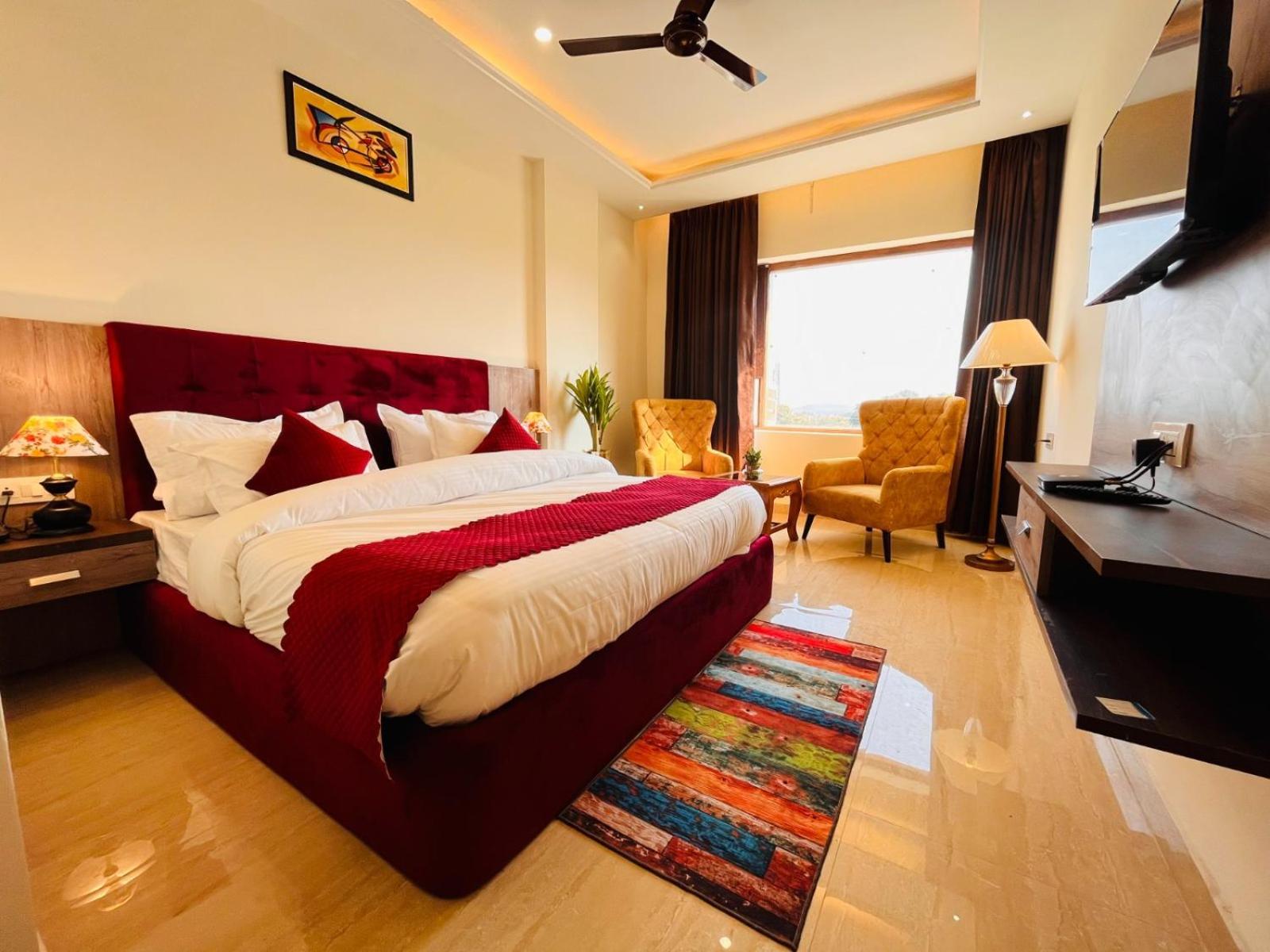 Hotel Gange - A Comfortable Stay, Харидвар Экстерьер фото