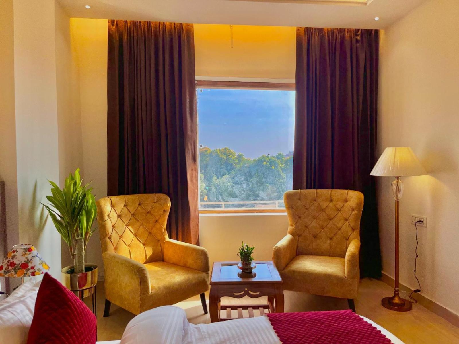 Hotel Gange - A Comfortable Stay, Харидвар Экстерьер фото