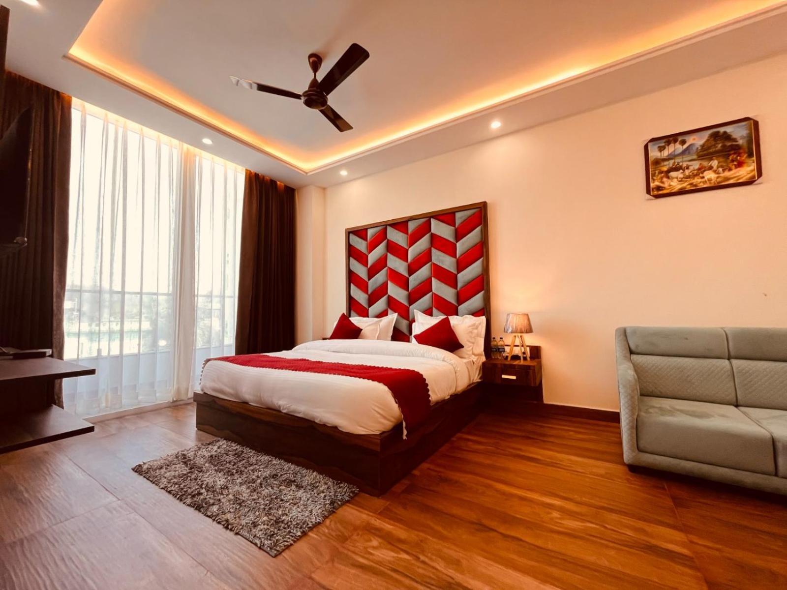 Hotel Gange - A Comfortable Stay, Харидвар Экстерьер фото